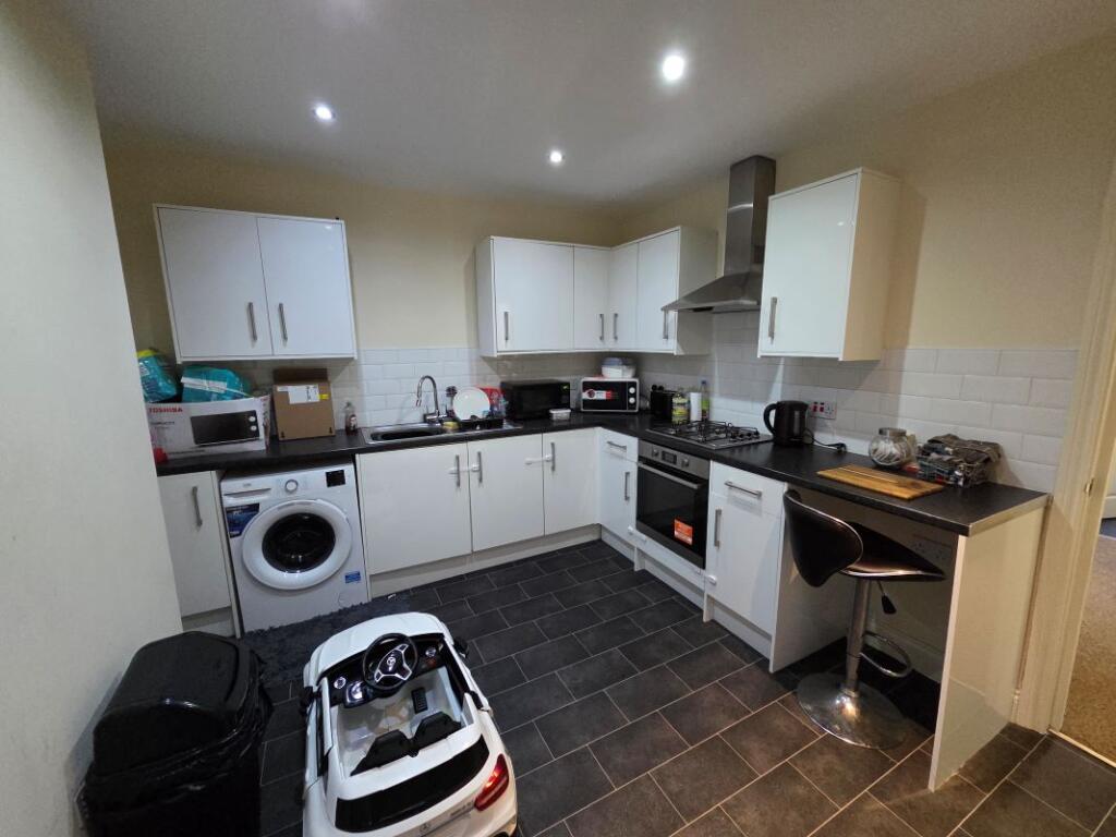 Additional image 5 of Central Chambers, 416 Bearwood Road, Smethwick, West Midlands, B66 4EY