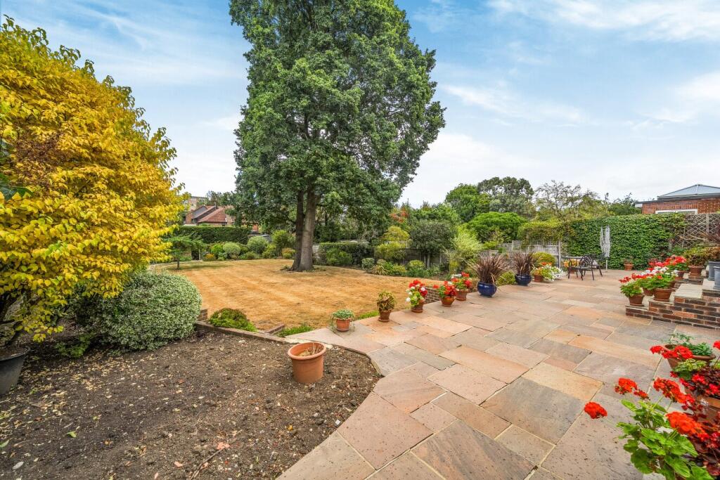 House in Bromley, Hayes - View 4