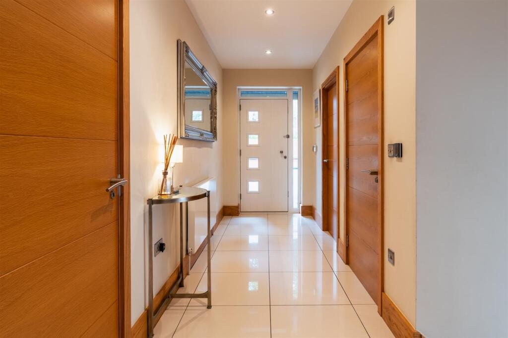 House in Sheffield - View 5