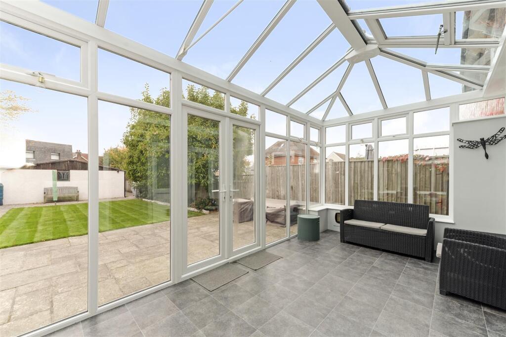 Main image of property: Old Kent Road, Paddock Wood