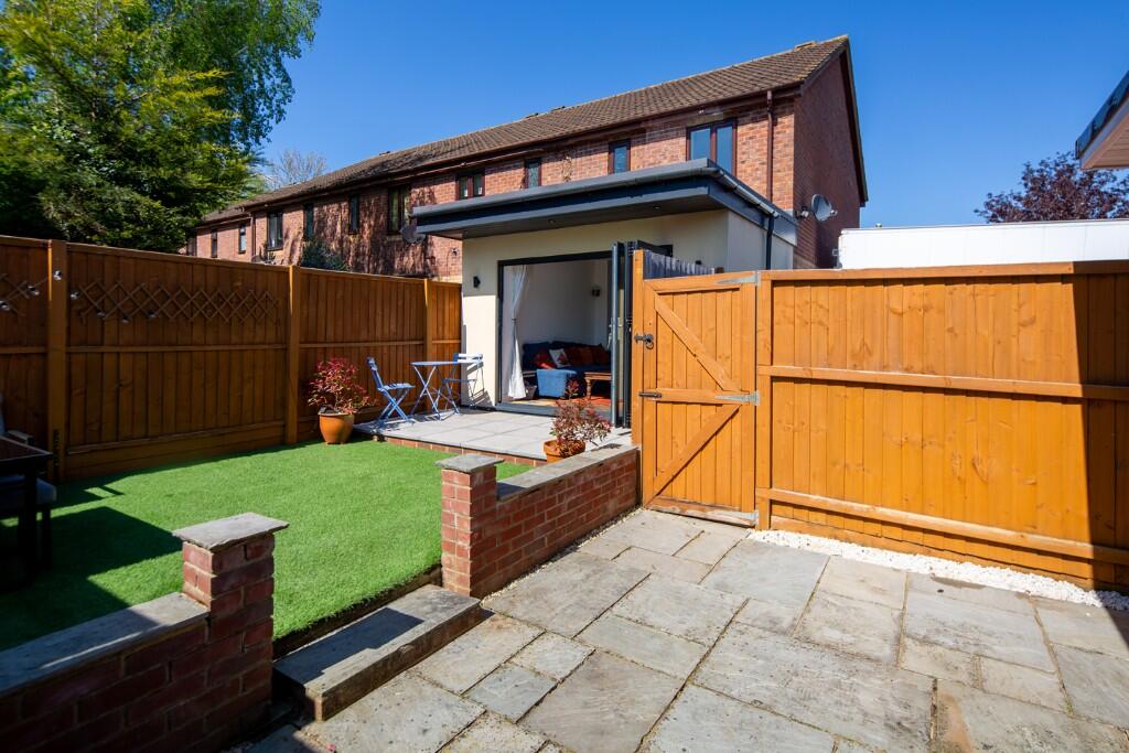 Main image of property: 22, Coopers Green, Bicester, Oxfordshire, OX26 4XJ