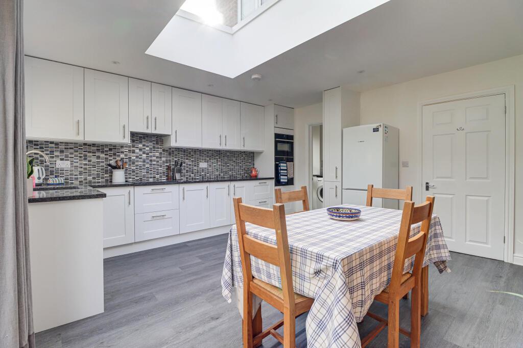 Additional image 5 of Laburnum Grove, Chiswell Green, St Albans, AL2