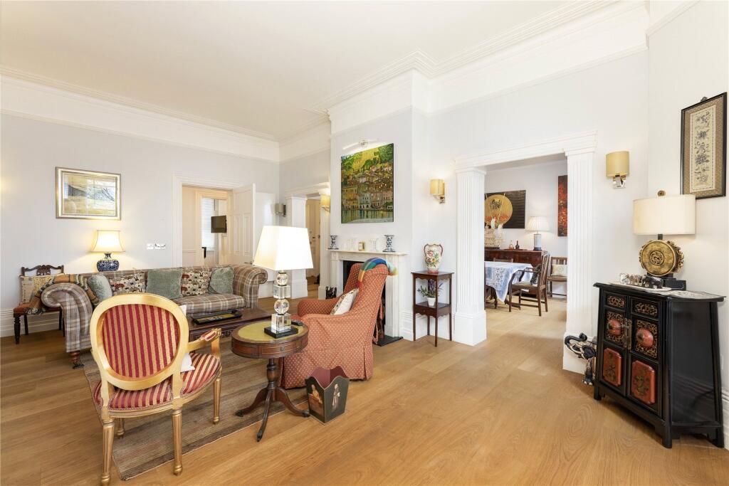 Main image of property: Carlyle Mansions, Cheyne Walk, London, SW3