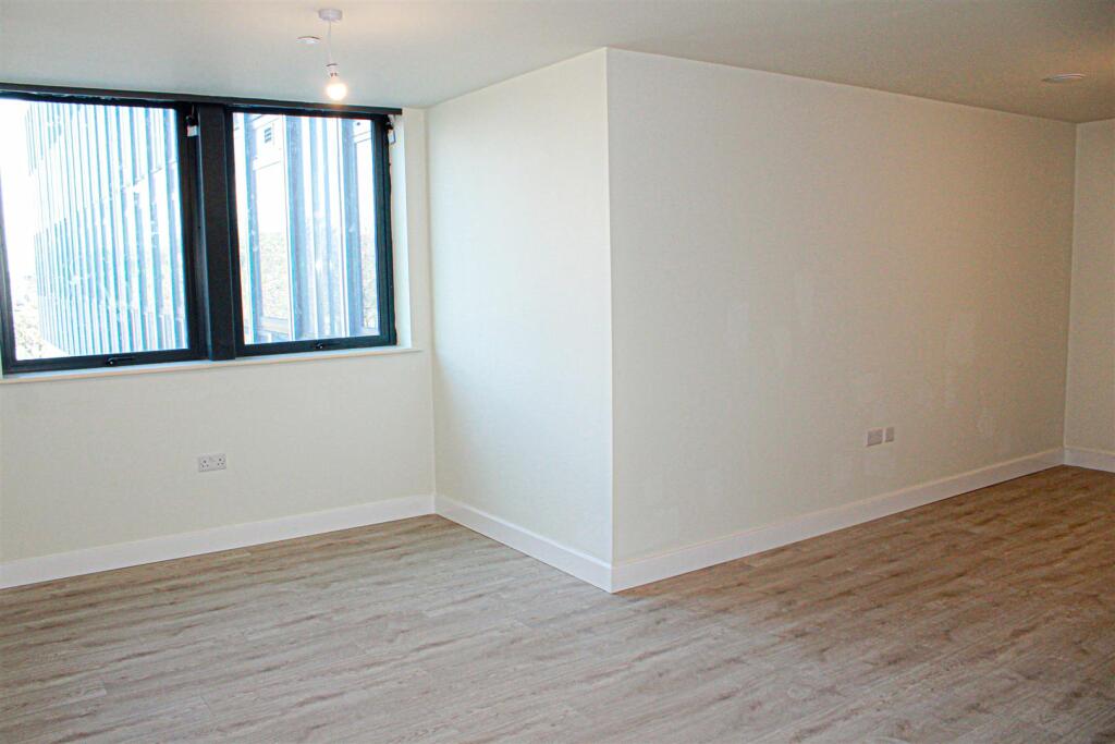 Additional image 4 of Birmingham Road, West bromwich