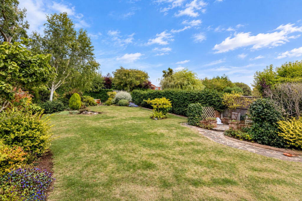 House in Brighton - View 3