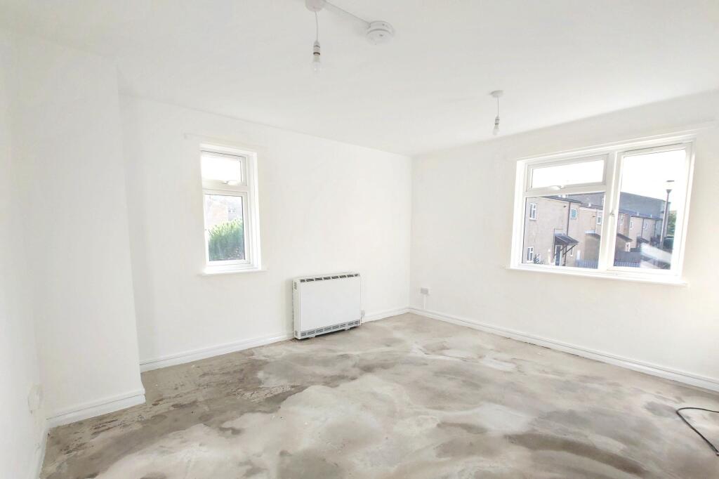 Apartment in Gloucester - View 5
