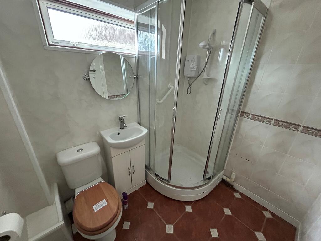 House in Baglan, Neath Port Talbot - View 5