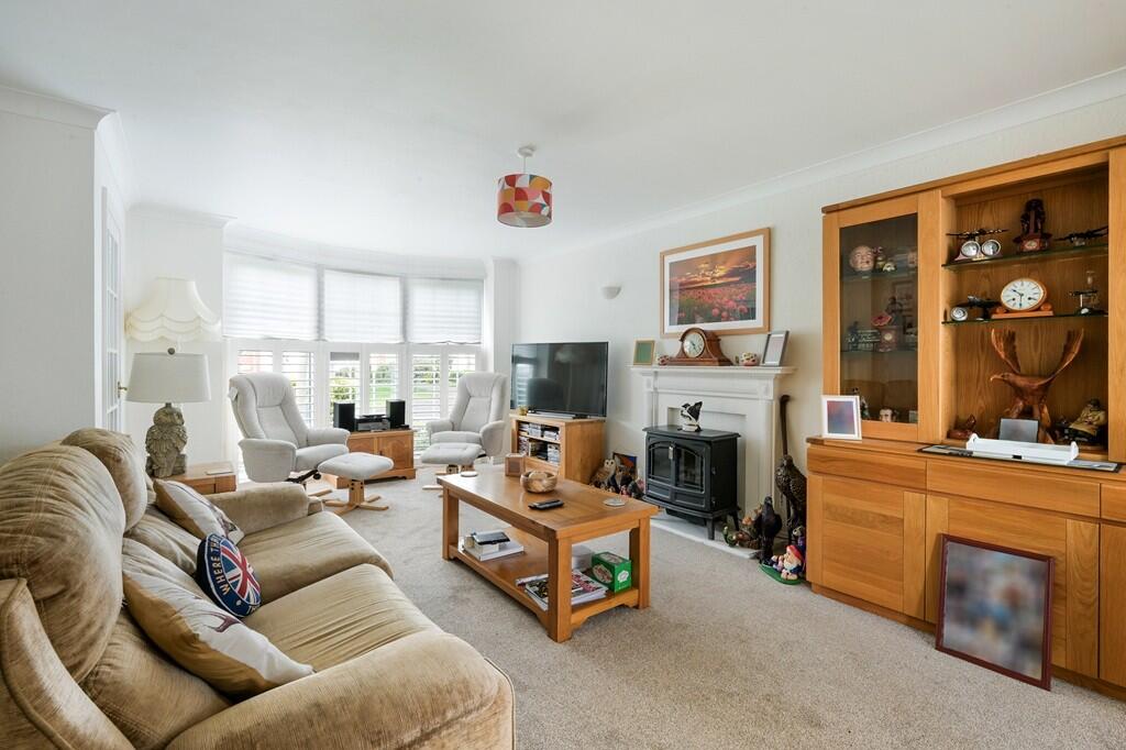 Lime Grove, Littlehampton, West Sussex, BN16 photo 2