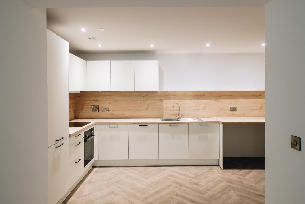 Apartment in Birmingham, Jewellery Quarter - View 2