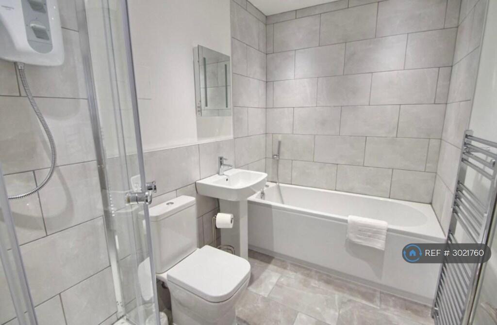 Apartment in Portsmouth - View 3