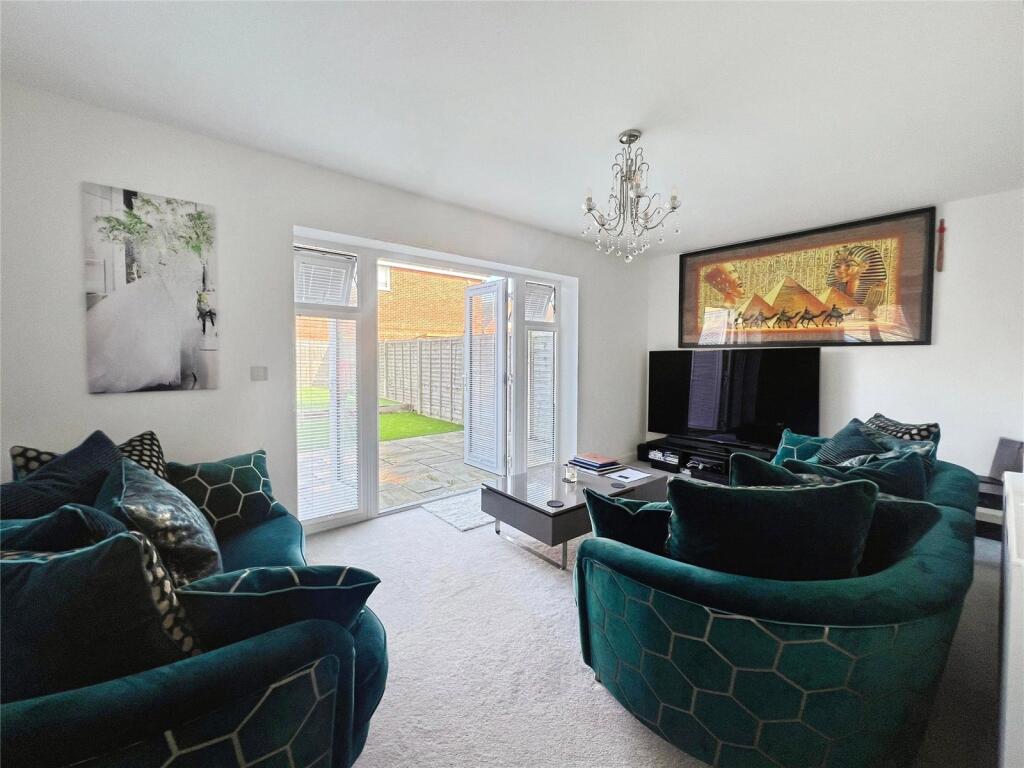 House in Reading, Barkham - View 4