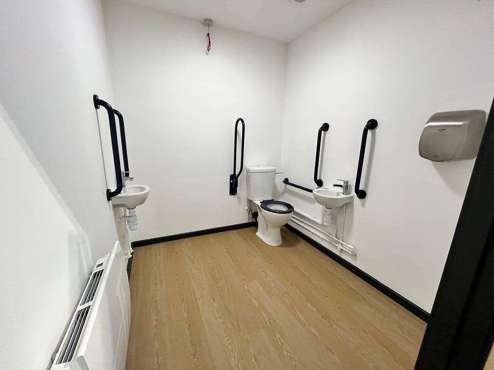 WC.JPG