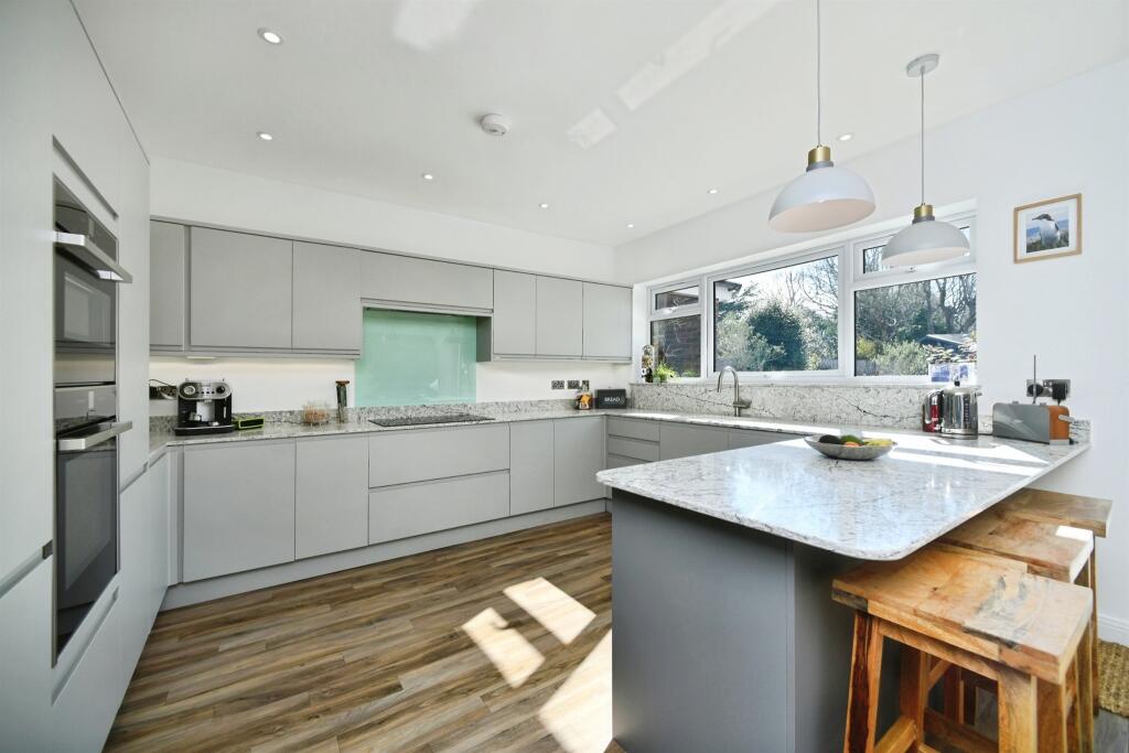 Tongdean Lane, Withdean, Brighton photo 4