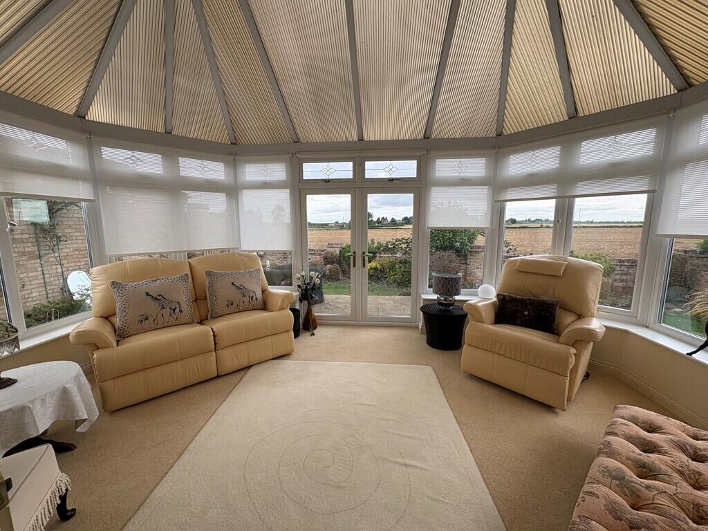 House in South Holland, Surfleet - View 4
