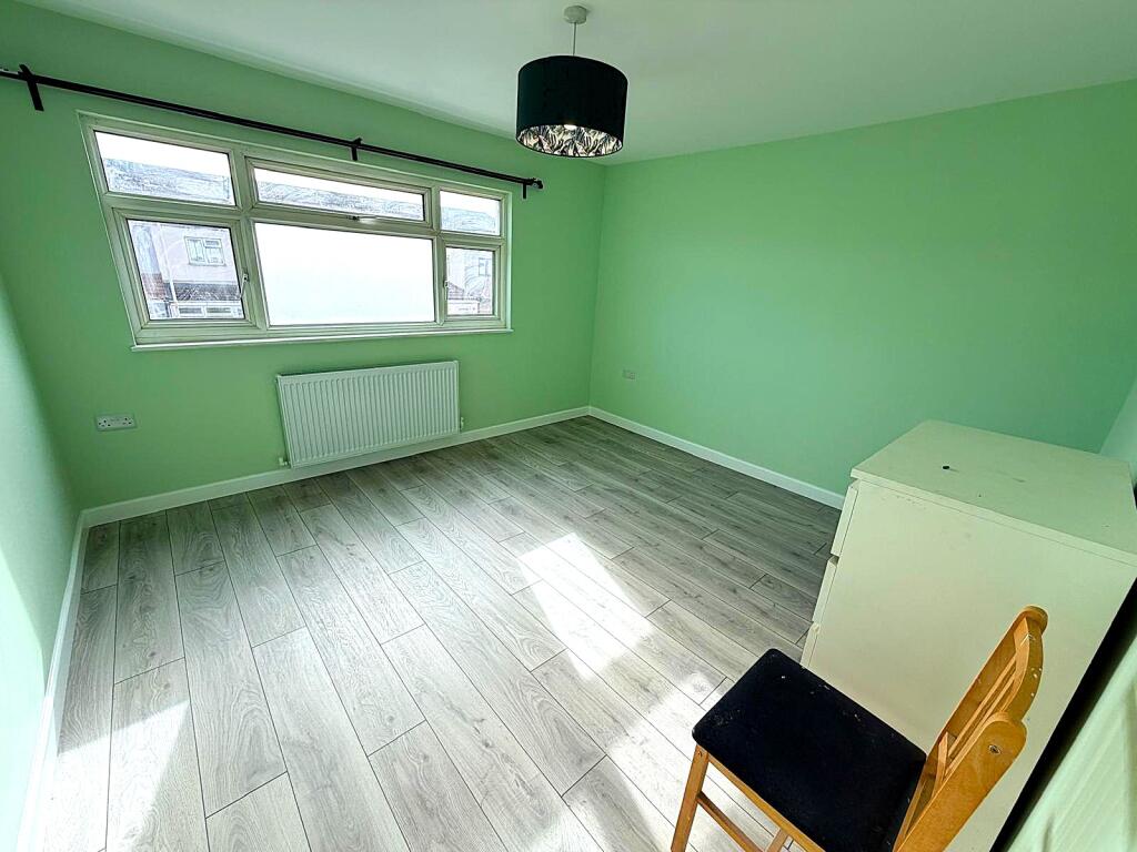 Main image of property: Chelmer Crescent, Barking, Barking And Dagenham