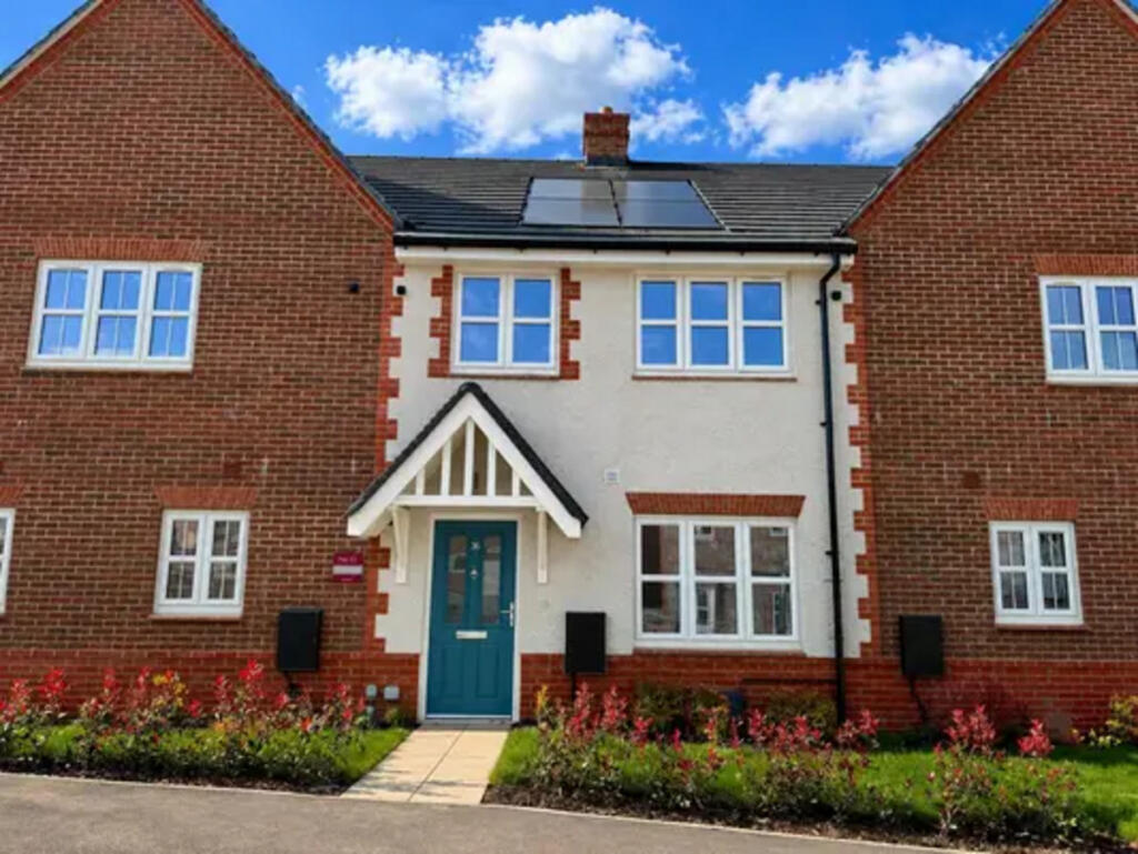 House in Basingstoke and Deane, Brock's Green, Ecchinswell, Sydmonton and Bishops Green
