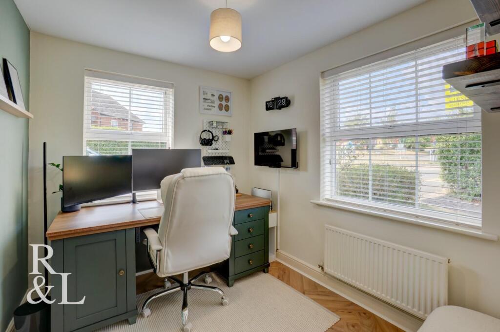 House in South Derbyshire, Coton Park - View 5