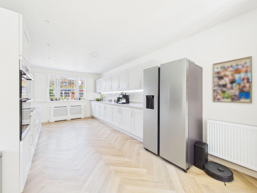 House in Towcester, West Northamptonshire - View 5