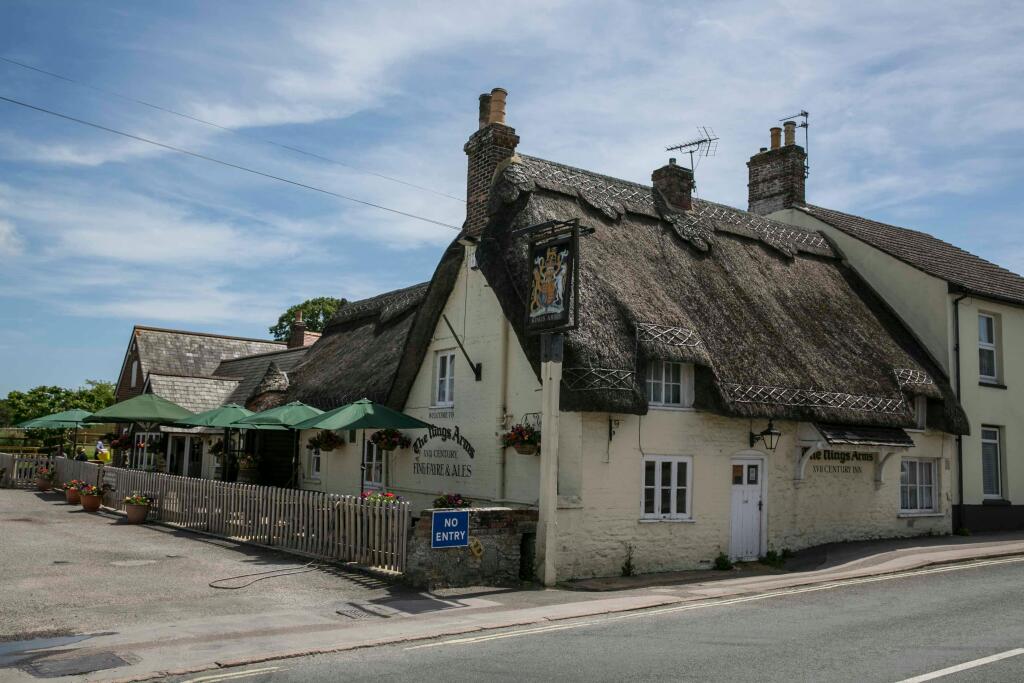 The Kings Arms Stoborough (38)-(ZF-1699-14561-1-069).jpg