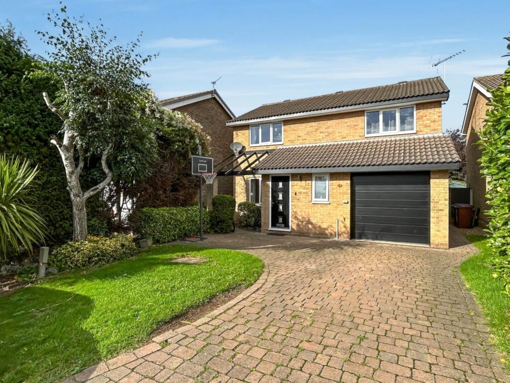 4-bed detached on Hambleton Close, Long Eaton, Nottingham, NG10, £375,000
