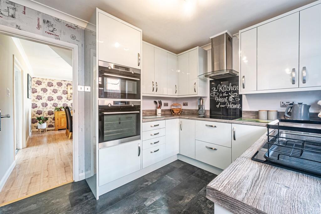 House in Stratfield Mortimer, Mortimer - View 4