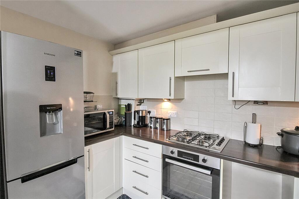 Apartment in Swindon - View 5