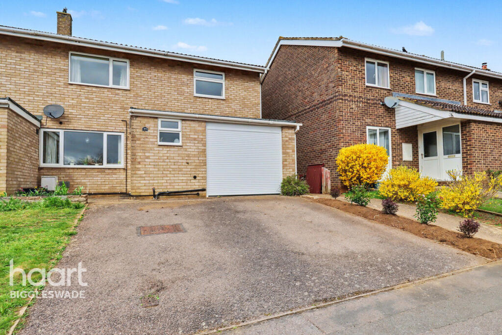 Main image of property: Elizabeth Way, Gamlingay
