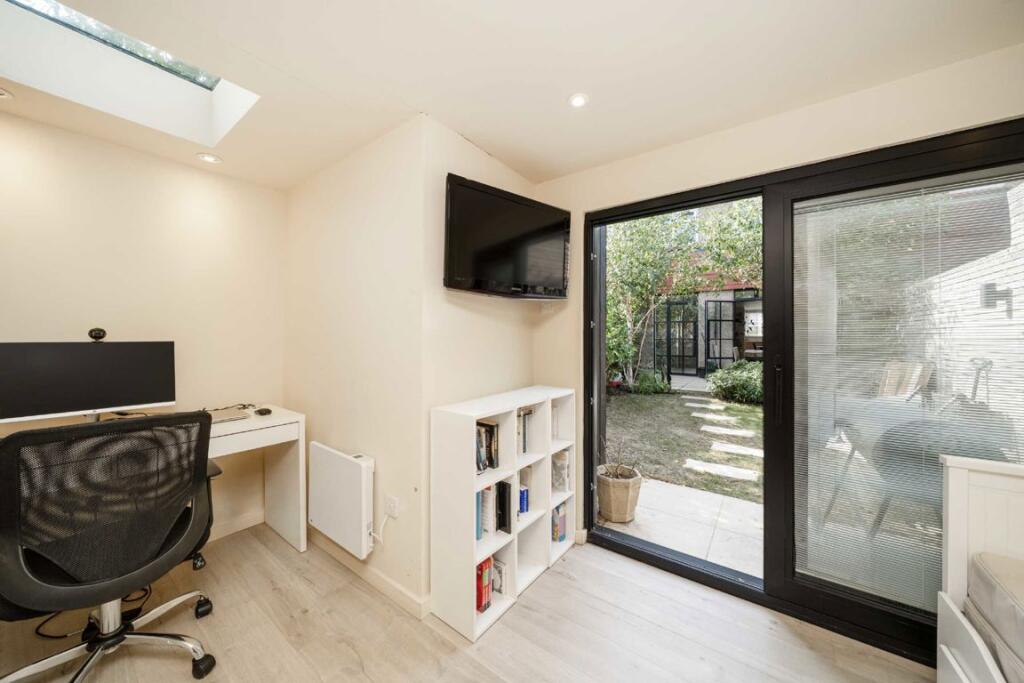 Property photo 8