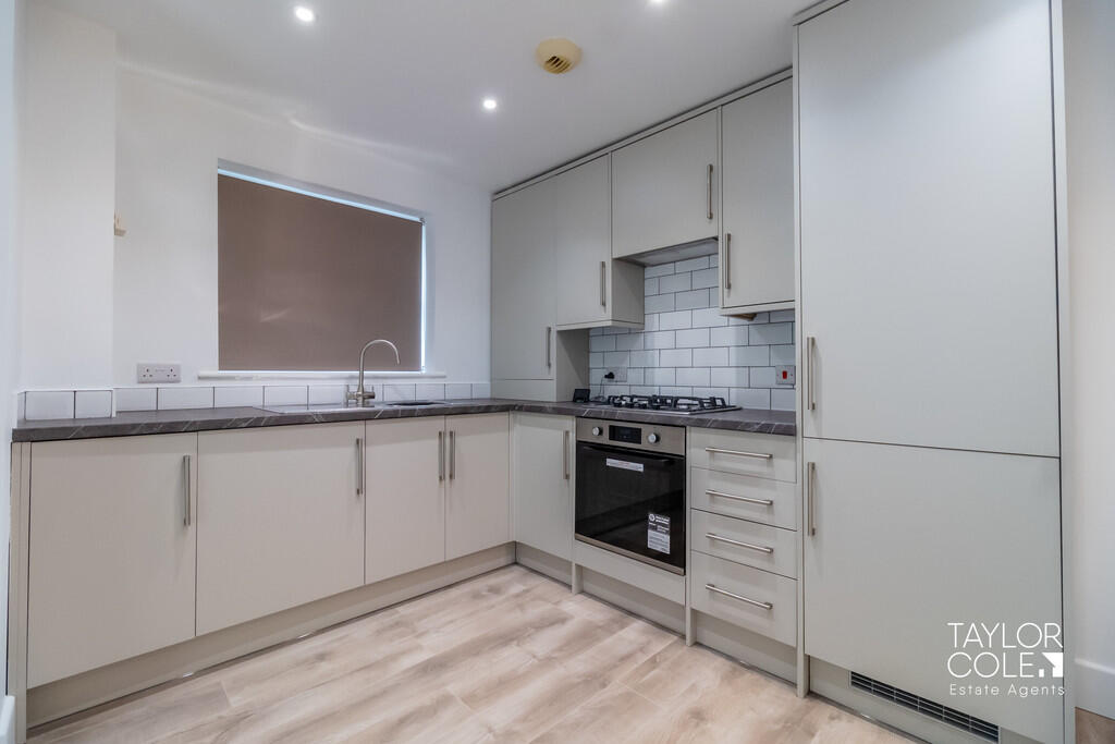 Birchfields, Quarry Hill, B77 5DA photo 4