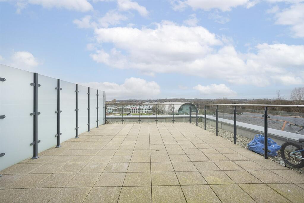 Apartment in London - View 3