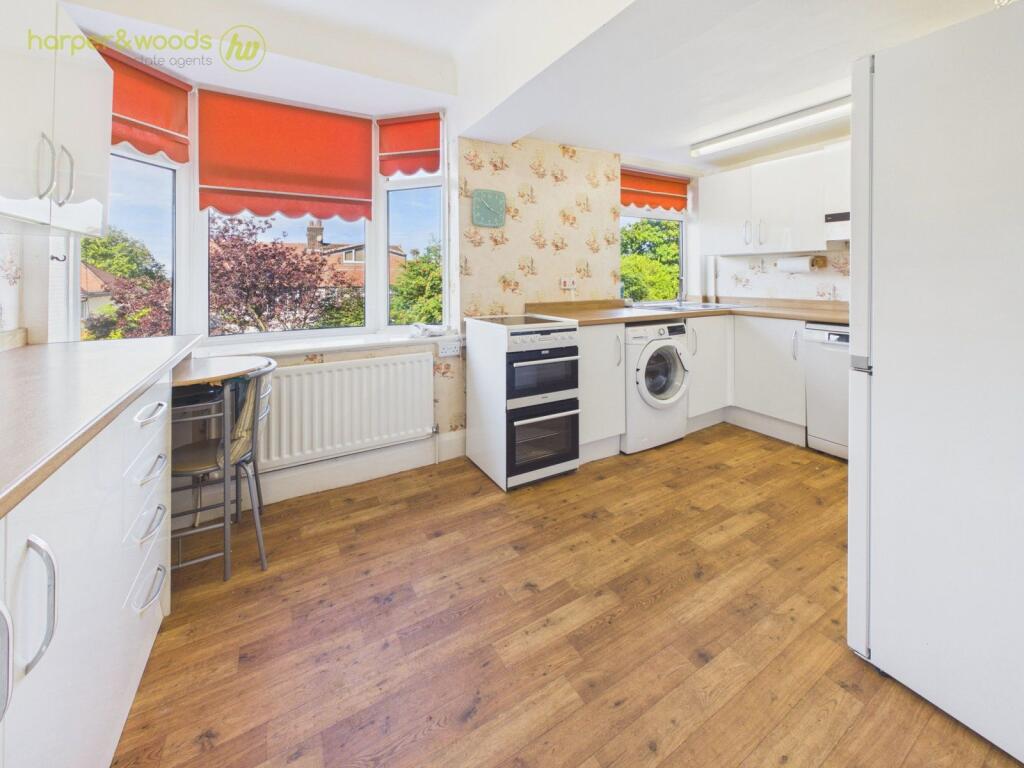 House in Wirral, Liverpool City Region - View 4