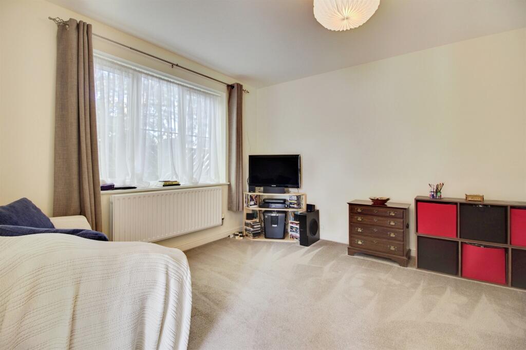 Additional image 5 of Howlands, Welwyn Garden City