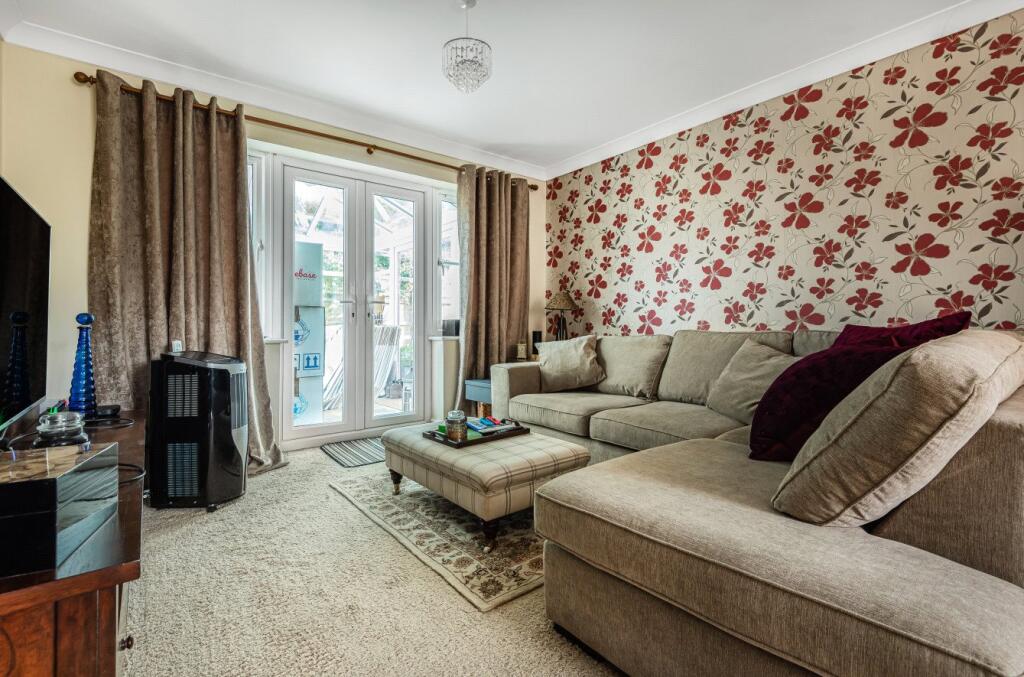 House in Swindon - View 4