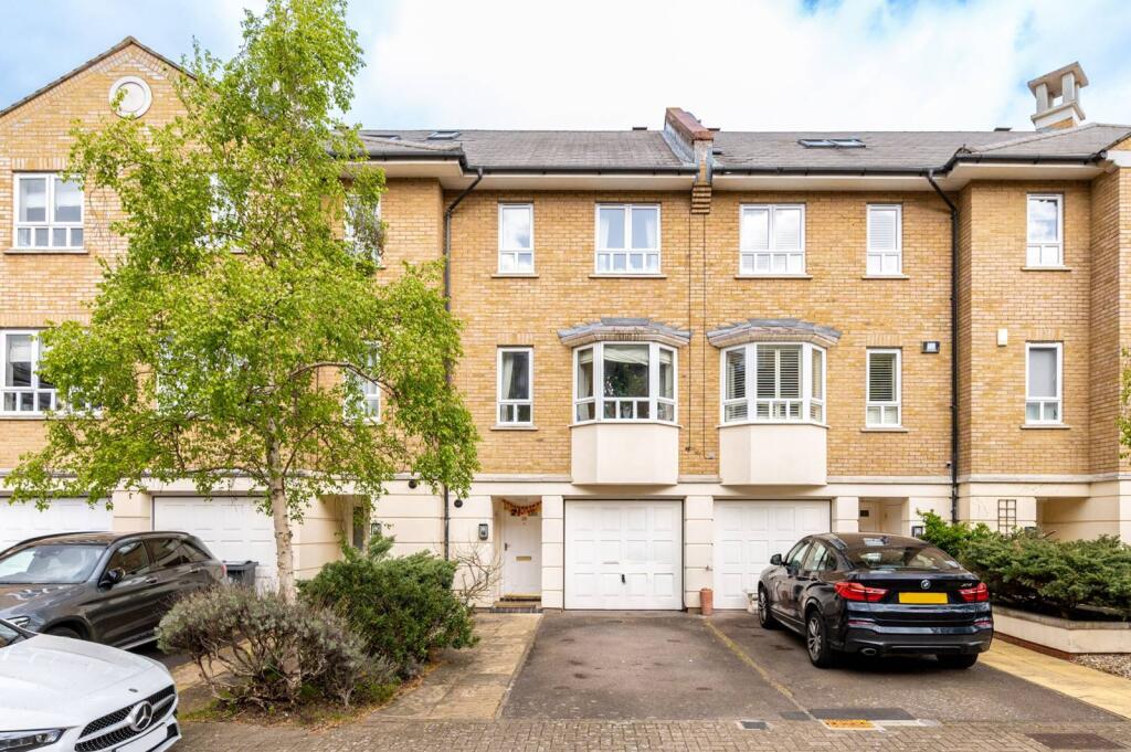 Main image of property: Samuel Gray Gardens, North Kingston, Kingston upon Thames, KT2