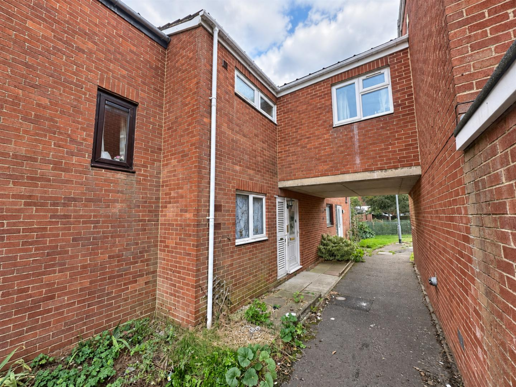 Main image of property: 2 Badby Close,, Northampton, NN2 7SG