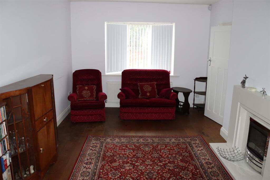 House in Walsall, West Midlands - View 3