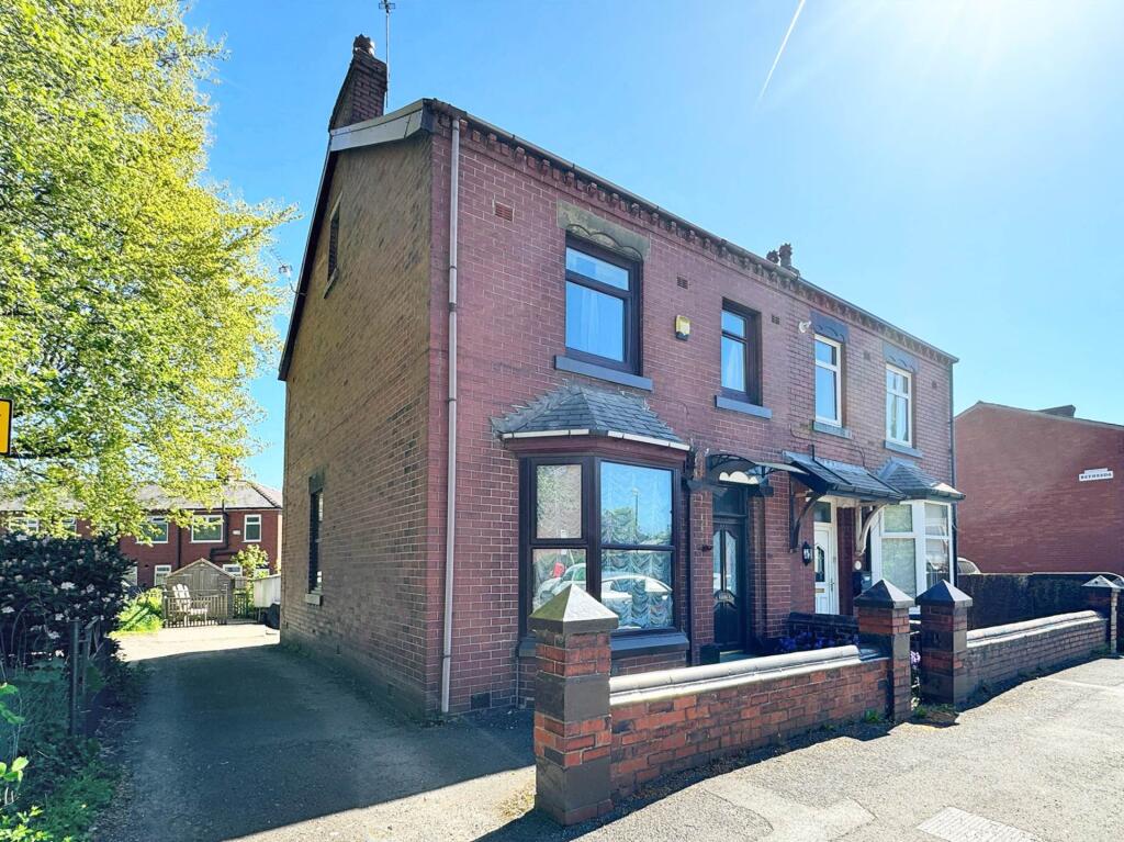 Main image of property: Rochdale Road, Royton