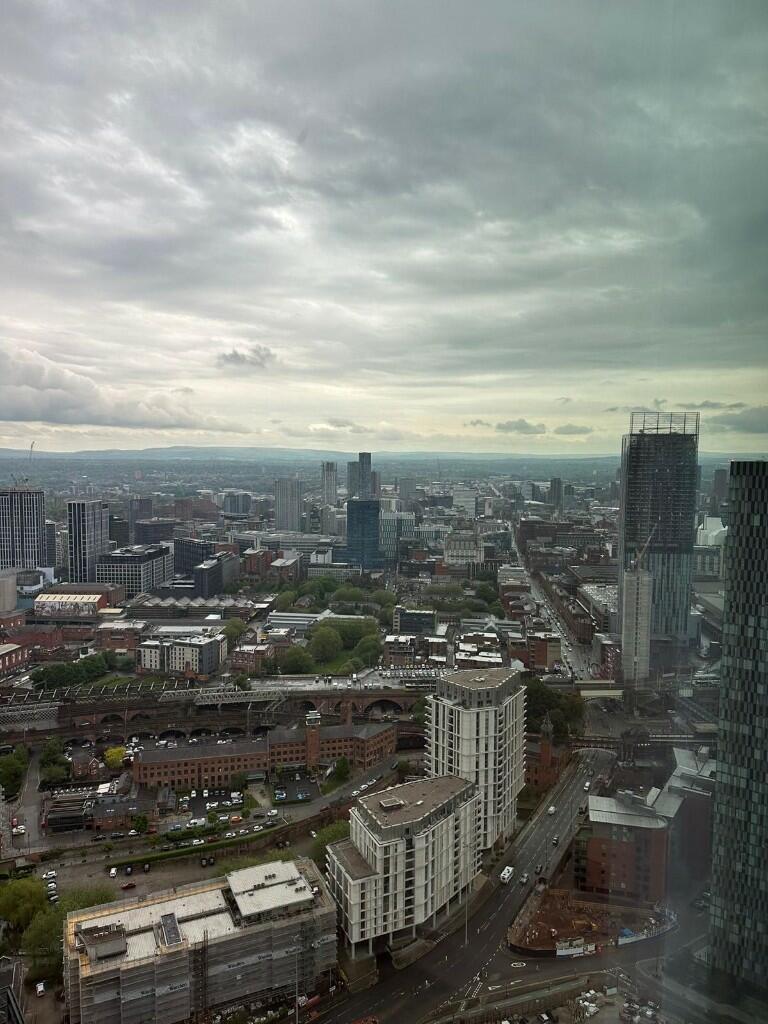 Apartment in Manchester - More
