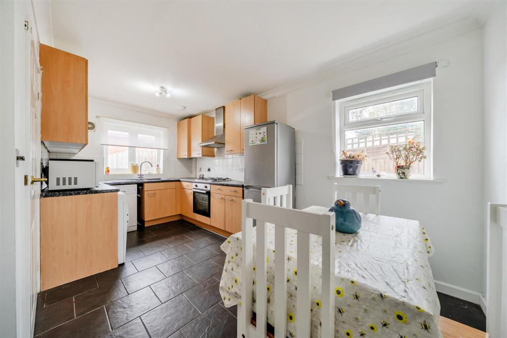 Jubilee Place, Bognor Regis photo 4