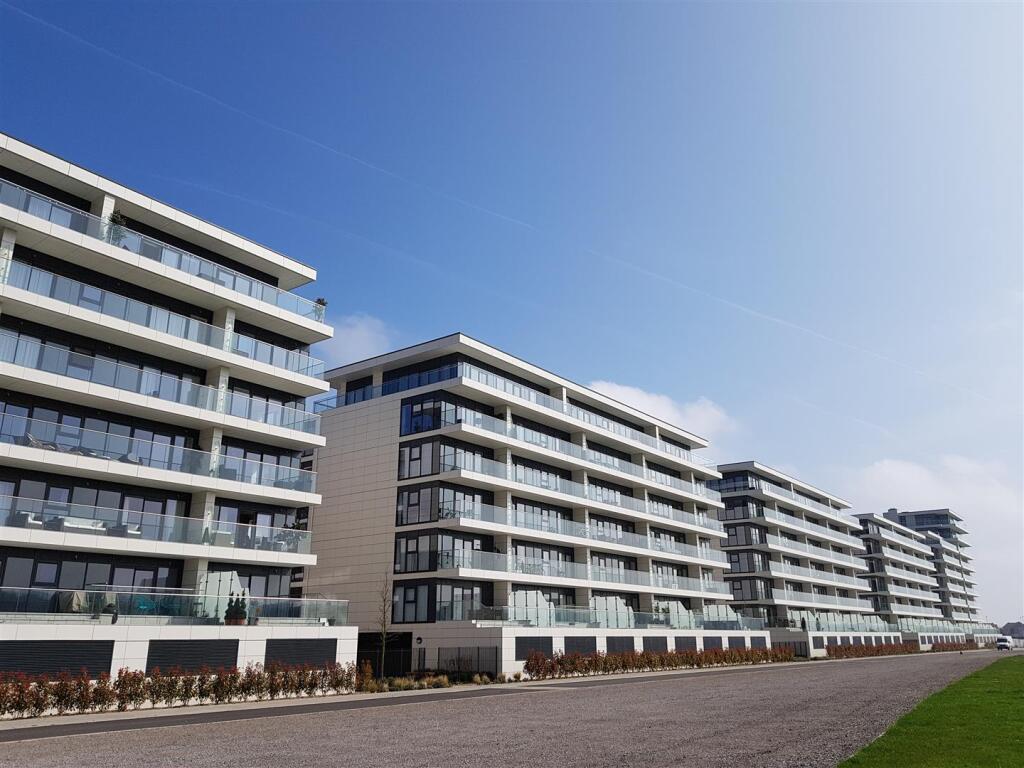 Main image of property: Kingman Way, Newbury