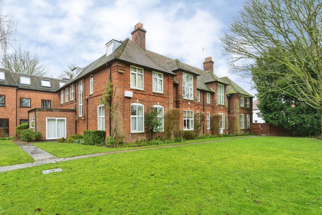 Main image of property: Harvey Goodwin Gardens, Cambridge, Cambridgeshire, CB4