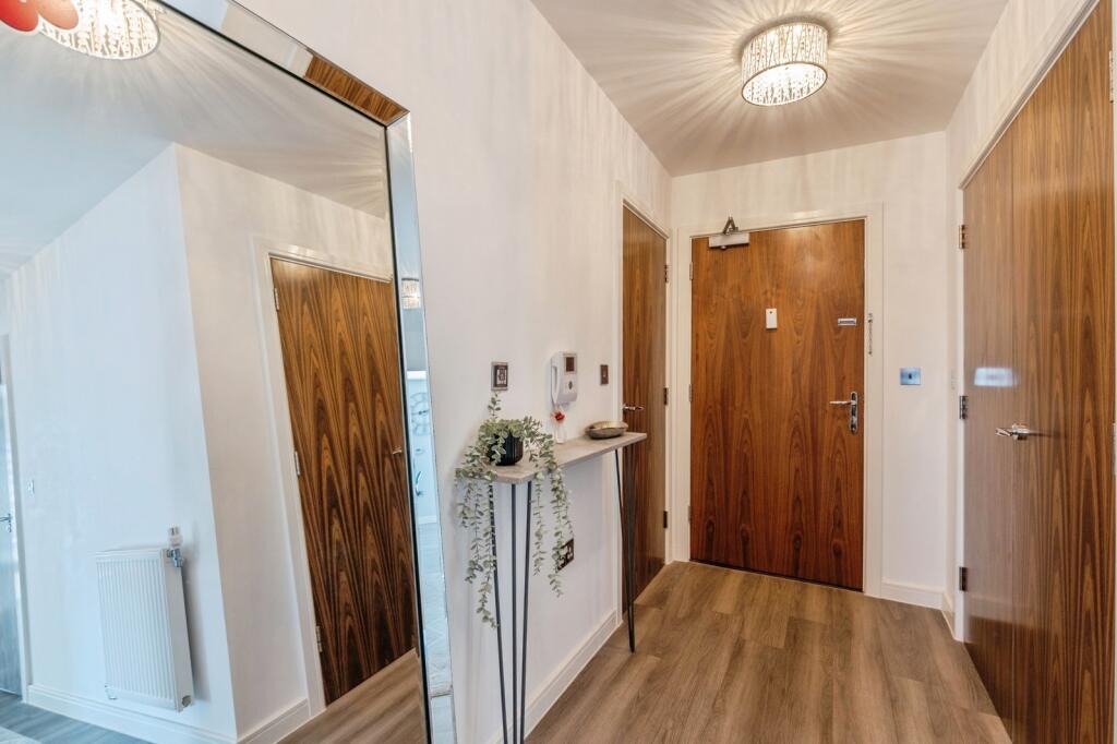 Apartment in South Ockendon, West Thurrock - View 5