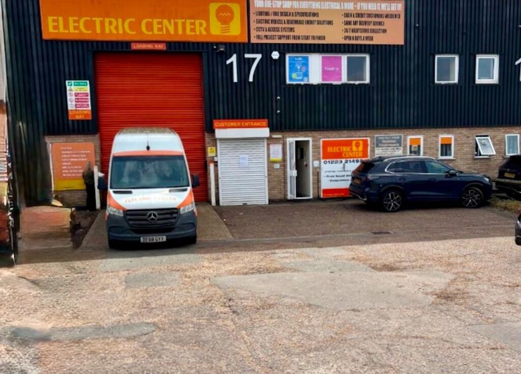 Main image of property: Unit 17, Clifton Road Industrial Estate, Clifton Road, Cambridge, CB1 7EB