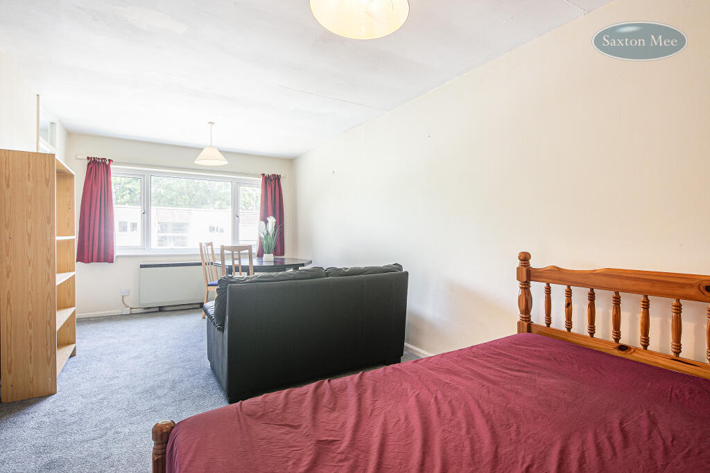 Apartment in Sheffield - View 3