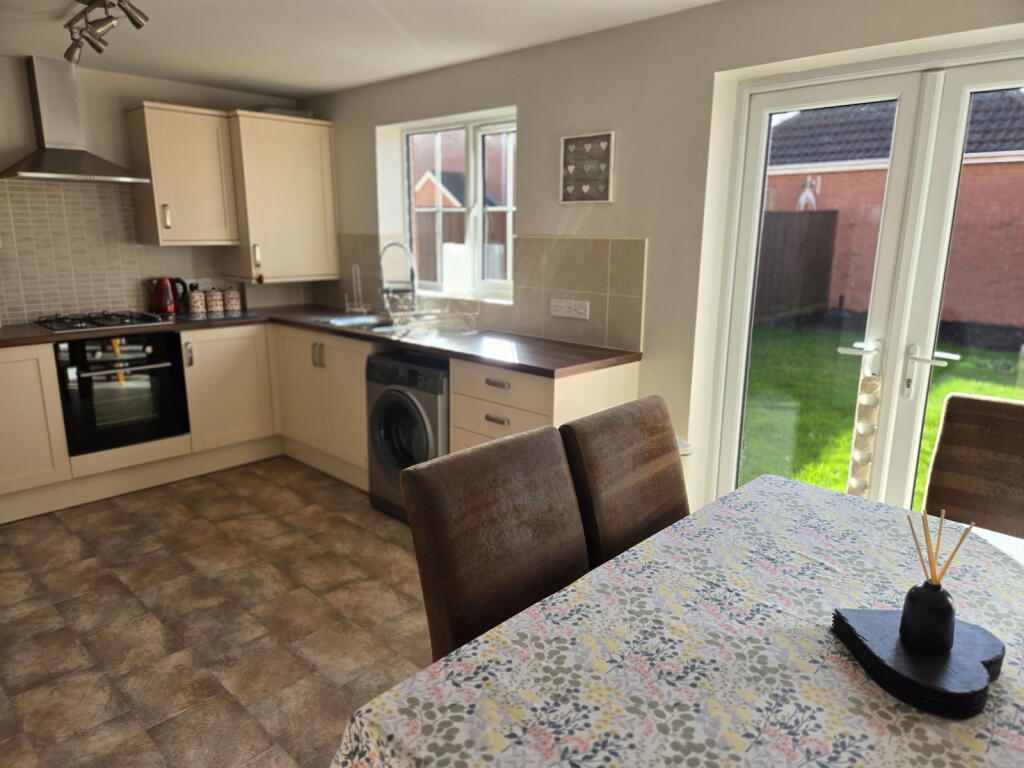 Belton Park Road, Skegness, PE25 1GW photo 4