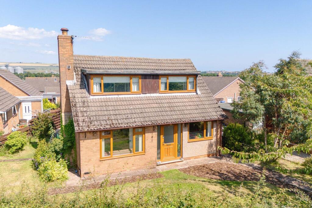 Main image of property: 7 Ivinson Road, Tweedmouth, Berwick-Upon-Tweed TD15 2EA