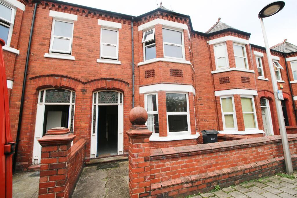 Main image of property: 11 Queens Road, Chester, Cheshire, CH1