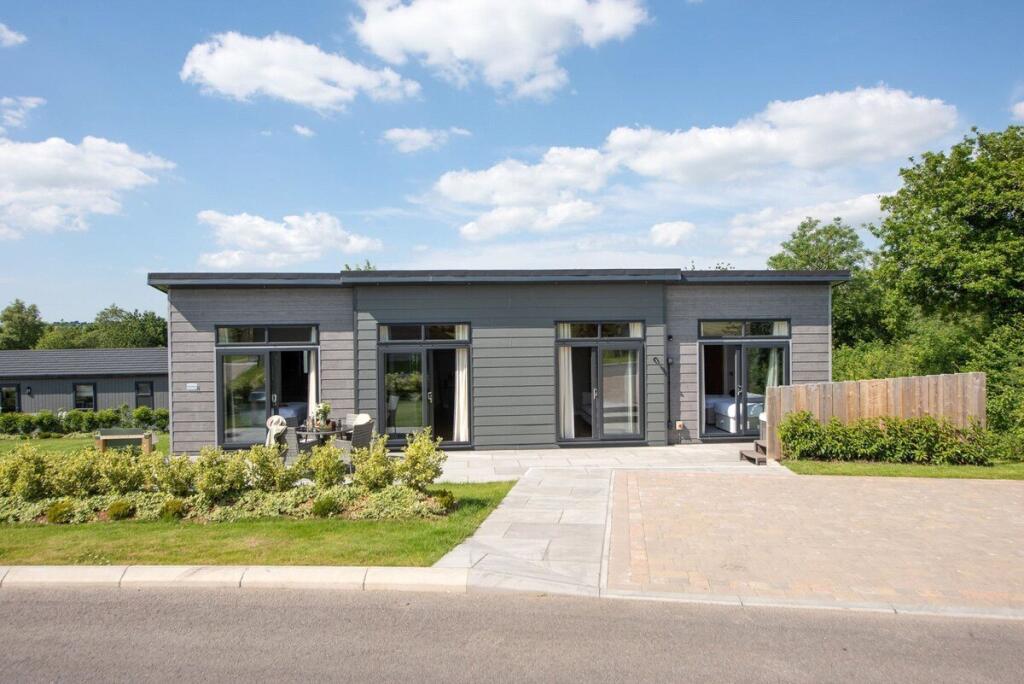 Main image of property: 25 Roadford Lake, Lifton, Devon, PL16