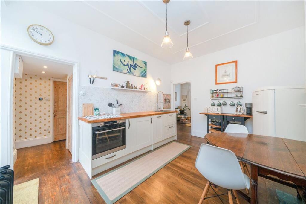 Apartment in London, Maitland Park, Kentish Town - View 3