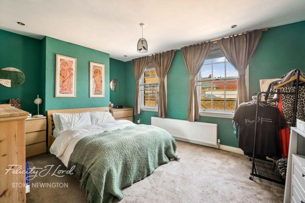 Main image of property: Sanford Lane, London N16